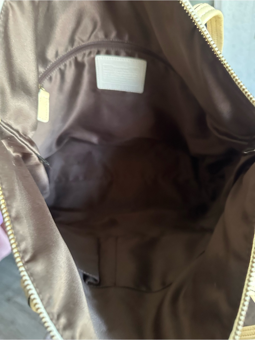 Beige Patterned Tote Bag with Leather Trim - Picture 3 of 4
